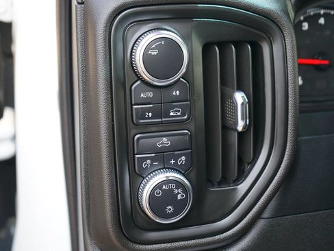 Used 2022 GMC Sierra 1500 Pro w/ Fleet Convenience Package AWD/4WD image 11