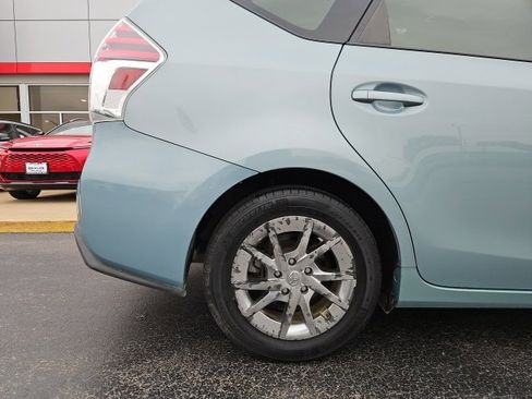 Used 2015 Toyota Prius V Five image 14
