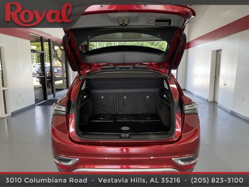 Used 2023 Buick Envision Avenir FWD image 7