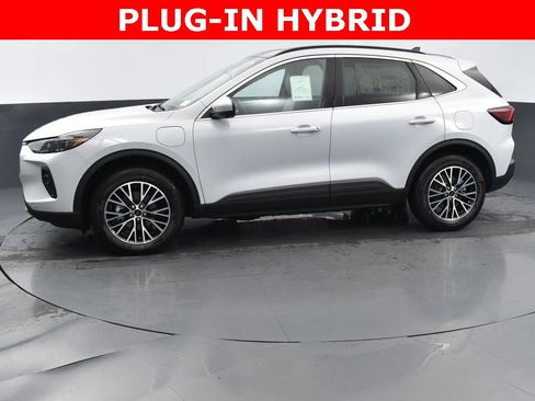 New 2025 Ford Escape SE w/ PHEV Premium Package image 6