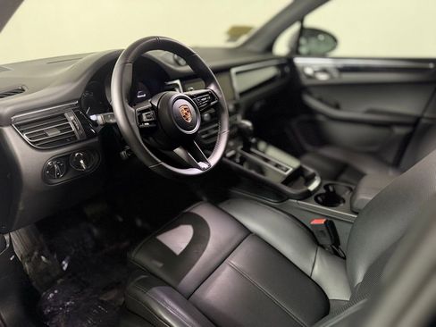 Used 2026 Porsche Macan S AWD/4WD image 21