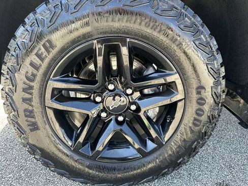 Used 2024 Chevrolet Silverado 1500 LT Trail Boss AWD/4WD image 20