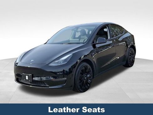 Used 2024 Tesla Model Y Long Range image 4