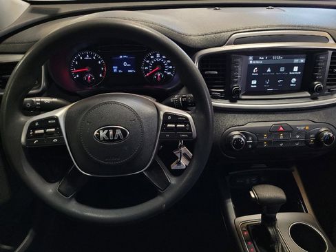 Used 2020 Kia Sorento LX FWD image 22