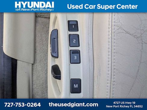 Used 2015 Volvo XC60 T6 Platinum image 24