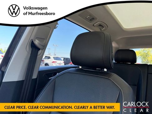 Used 2021 Volkswagen Tiguan SEL AWD/4WD image 23