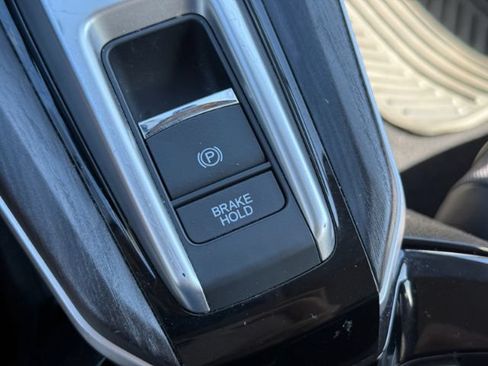 Used 2018 Honda Clarity Plug-In Hybrid image 22