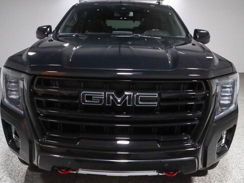 Used 2024 GMC Yukon AT4 w/ Max Trailering Package image 4