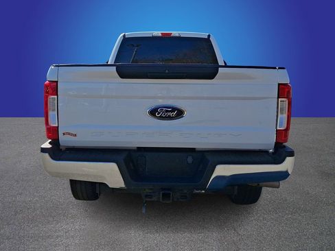 Used 2019 Ford F250 XLT AWD/4WD image 5