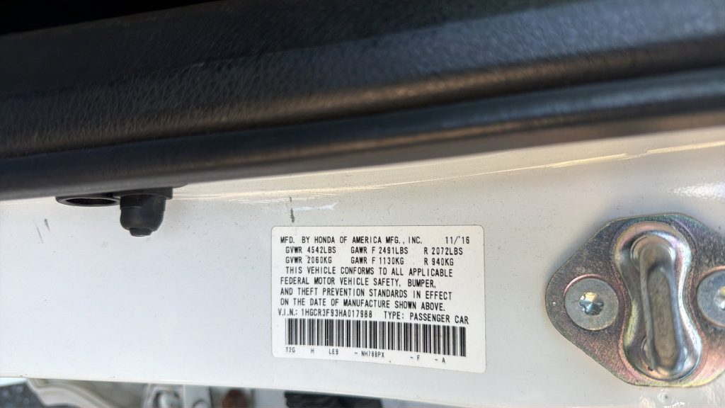 Used 2017 Honda Accord Touring image 33