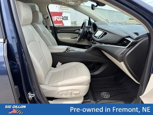 Certified 2023 Buick Enclave Avenir w/ Avenir Technology Package AWD/4WD image 18