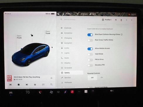 Used 2018 Tesla Model 3 image 32