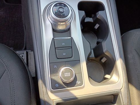 Used 2020 Ford Explorer XLT w/ Class III Trailer Tow Package image 15