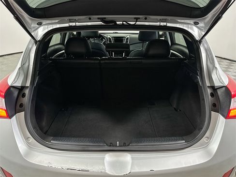 Used 2014 Hyundai Elantra GT w/ Option Group 03 image 16