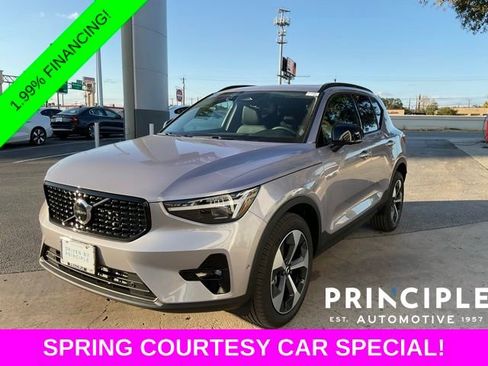 New 2026 Volvo XC40 B5 Plus w/ Protection Package Premier AWD/4WD image 5