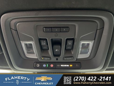 Used 2024 GMC Sierra 3500 Denali Ultimate image 33