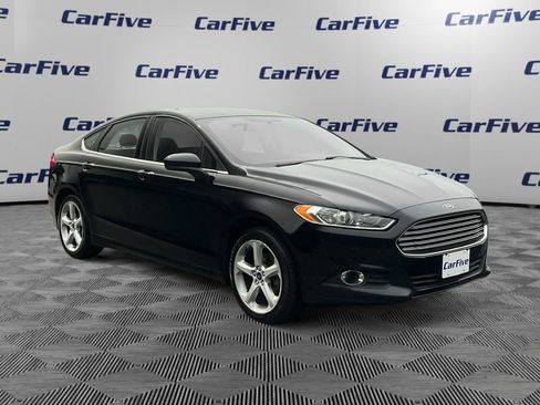 Used 2016 Ford Fusion S w/ Equipment Group 101A FWD image 8