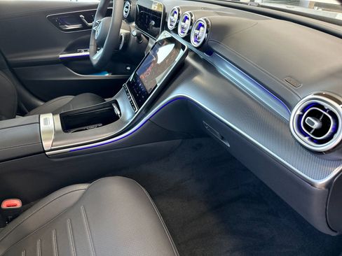 New 2025 Mercedes-Benz C 300 4MATIC Sedan image 16