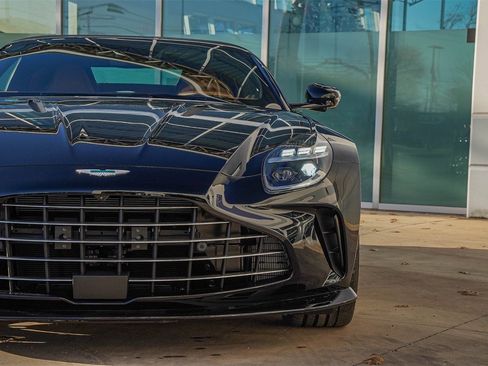 New 2026 Aston Martin V8 Vantage Roadster image 5