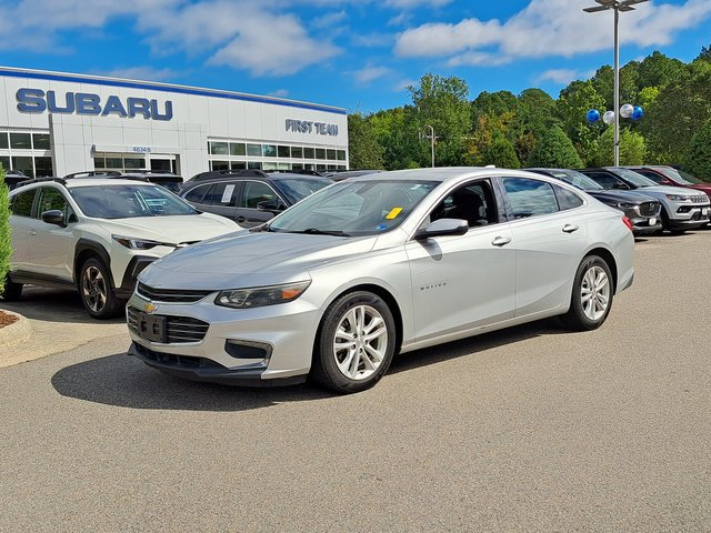 Used 2018 Chevrolet Malibu LT FWD image 1
