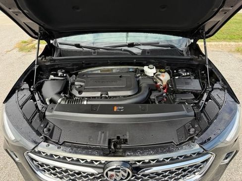 Used 2023 Buick Envision Avenir AWD/4WD image 30