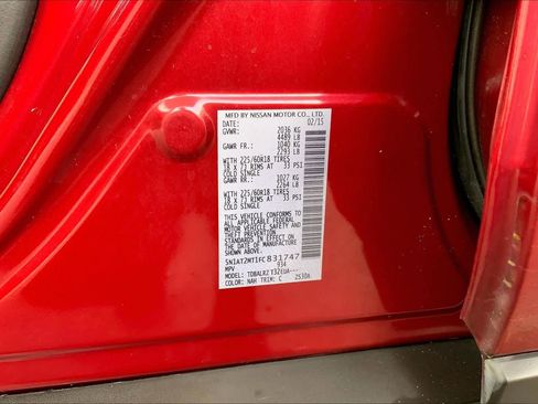 Used 2015 Nissan Rogue SL FWD image 34