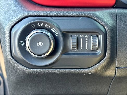 Certified 2021 Jeep Wrangler Unlimited Rubicon image 15