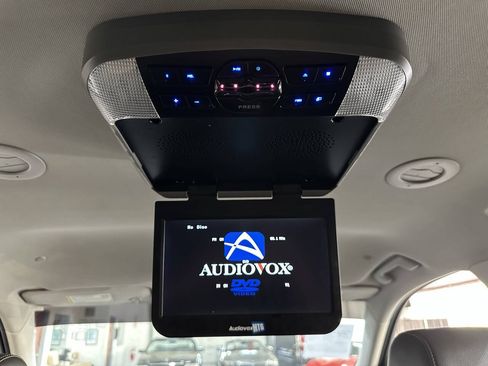 Used 2019 Chevrolet Traverse LT w/ LPO, Floor Liner Package FWD image 29