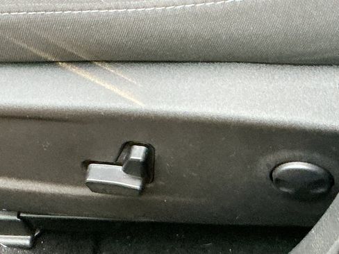 Used 2023 Dodge Charger SXT w/ Cold Weather Package image 9