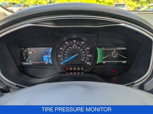Used 2019 Ford Fusion SE w/ Equipment Group 151A FWD image 21