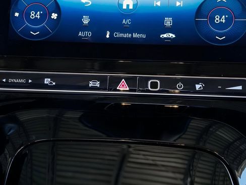 Used 2024 Mercedes-Benz CLE 300 4MATIC Cabriolet image 59