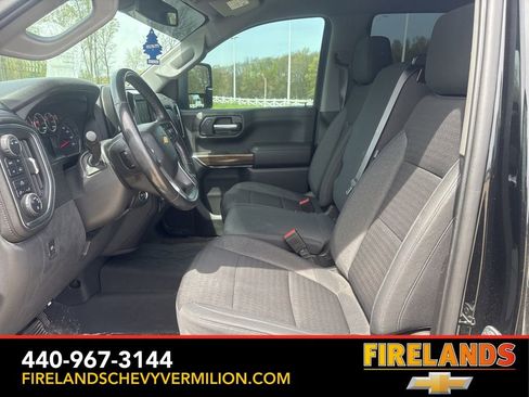 Certified 2021 Chevrolet Silverado 1500 LT w/ Convenience Package II AWD/4WD image 14