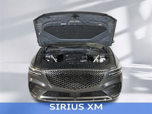Used 2025 Genesis GV70 2.5T AWD/4WD image 16