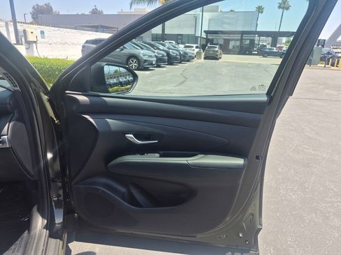 Used 2026 Hyundai Tucson SE FWD image 22