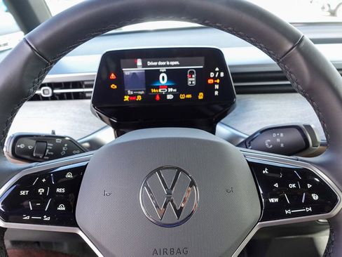 New 2025 Volkswagen ID. Buzz Pro S image 12