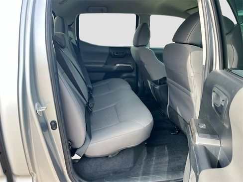 Used 2022 Toyota Tacoma SR5 image 26