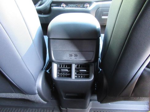 Used 2026 Chevrolet Equinox RS w/ Safety and Technology Package FWD image 35