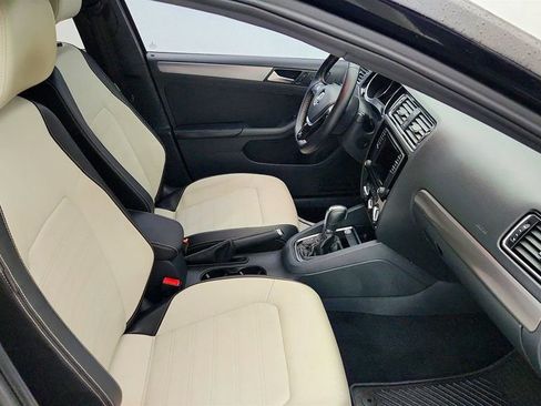 Used 2016 Volkswagen Jetta Sport w/ Lighting Package image 20