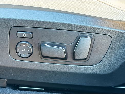 New 2026 BMW X3 xDrive30 w/ Premium Package image 25