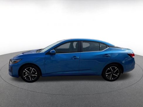 Used 2025 Nissan Sentra SV FWD image 8