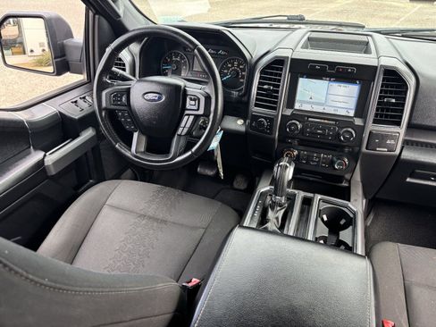Used 2018 Ford F150 XLT w/ Equipment Group 302A Luxury AWD/4WD image 15