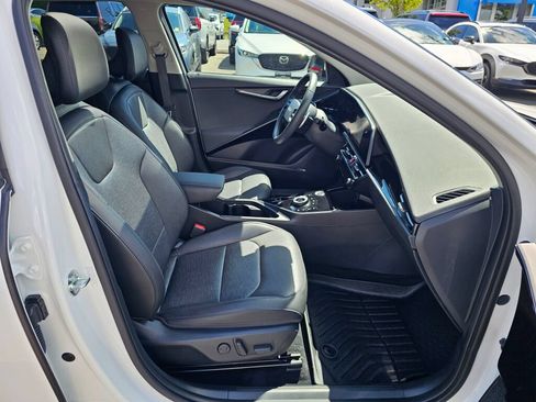 Certified 2023 Kia Niro Wave w/ Wave Preserve Package FWD image 30