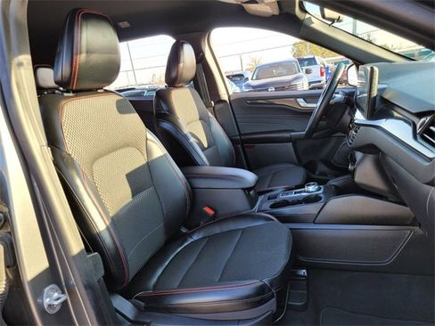 Used 2024 Ford Escape ST-Line w/ Tech Pack #1 image 17