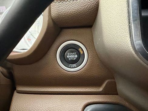 Used 2021 RAM 3500 Laramie AWD/4WD image 31