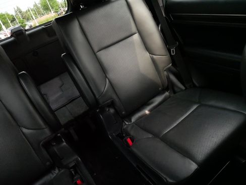 Used 2021 Lexus GX 460 Luxury w/ Sport Design Package AWD/4WD image 14