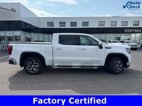 Certified 2022 GMC Sierra 1500 SLT w/ SLT Premium Package image 8