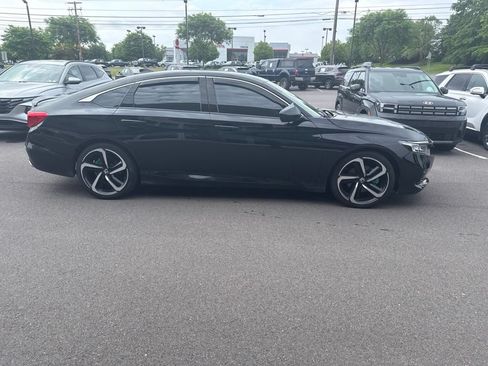 Used 2022 Honda Accord Sport Special Edition image 4