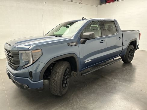 Used 2026 GMC Sierra 1500 Elevation w/ X31 Off-Road Package AWD/4WD image 4