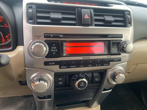 Used 2013 Toyota 4Runner Limited image 17