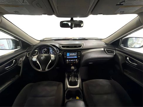 Used 2016 Nissan Rogue SV w/ SV Premium Package image 27